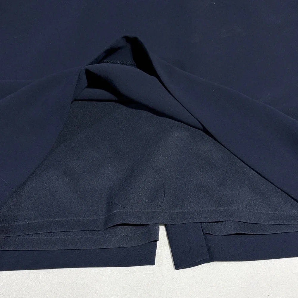 sleek navy